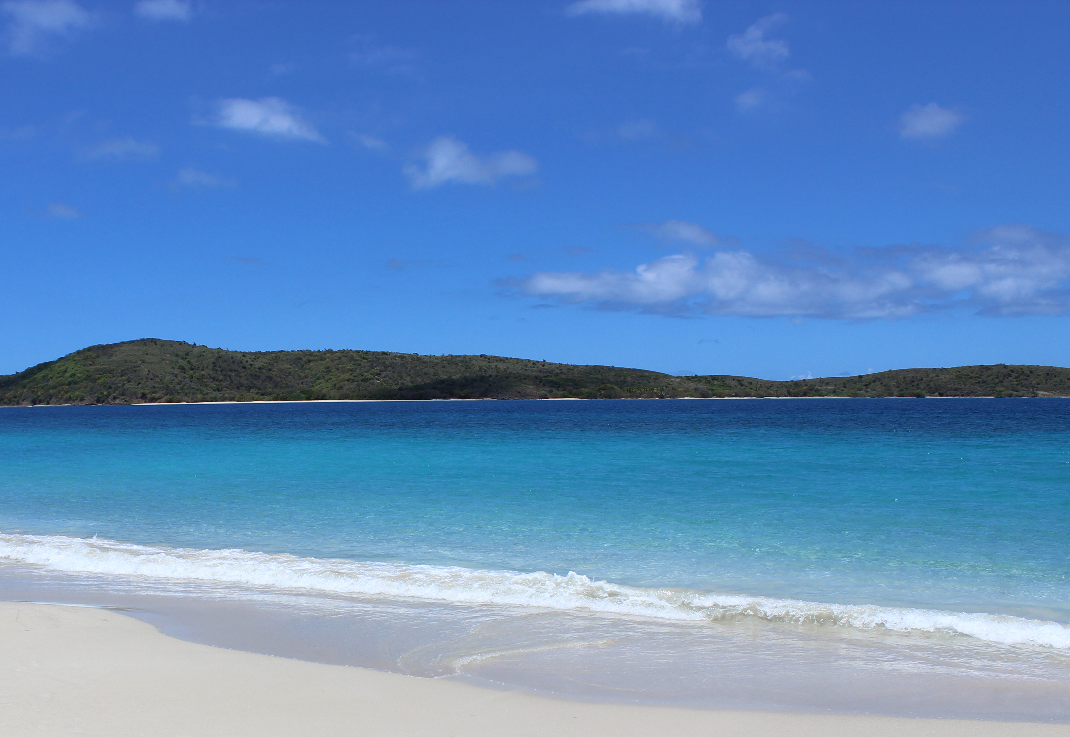 L'eau de mer, le sable, le chlore ou le sel peuvent venir abîmer votre maillot en vacances