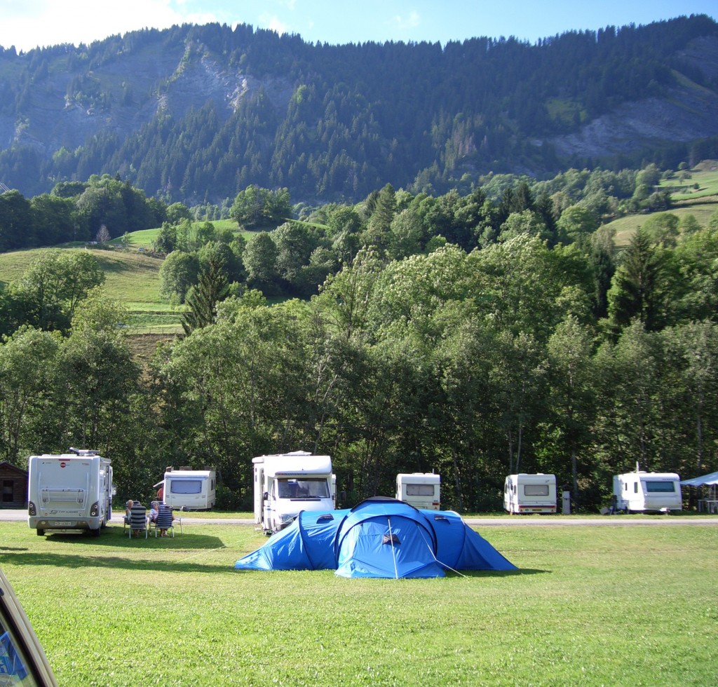 Le camping propose des types d'hébergement adaptés à chacun.