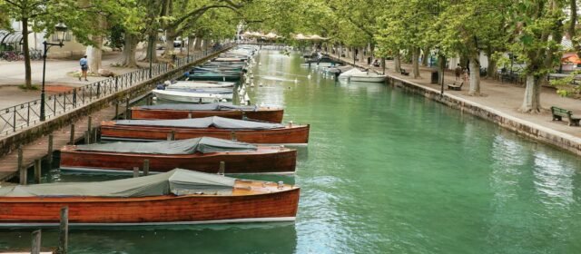 Un guide du voyageur pour découvrir Annecy, la Venise des Alpes